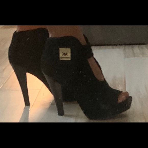 MichaelKors 4 inch heel open toe suede booties - Picture 4 of 6